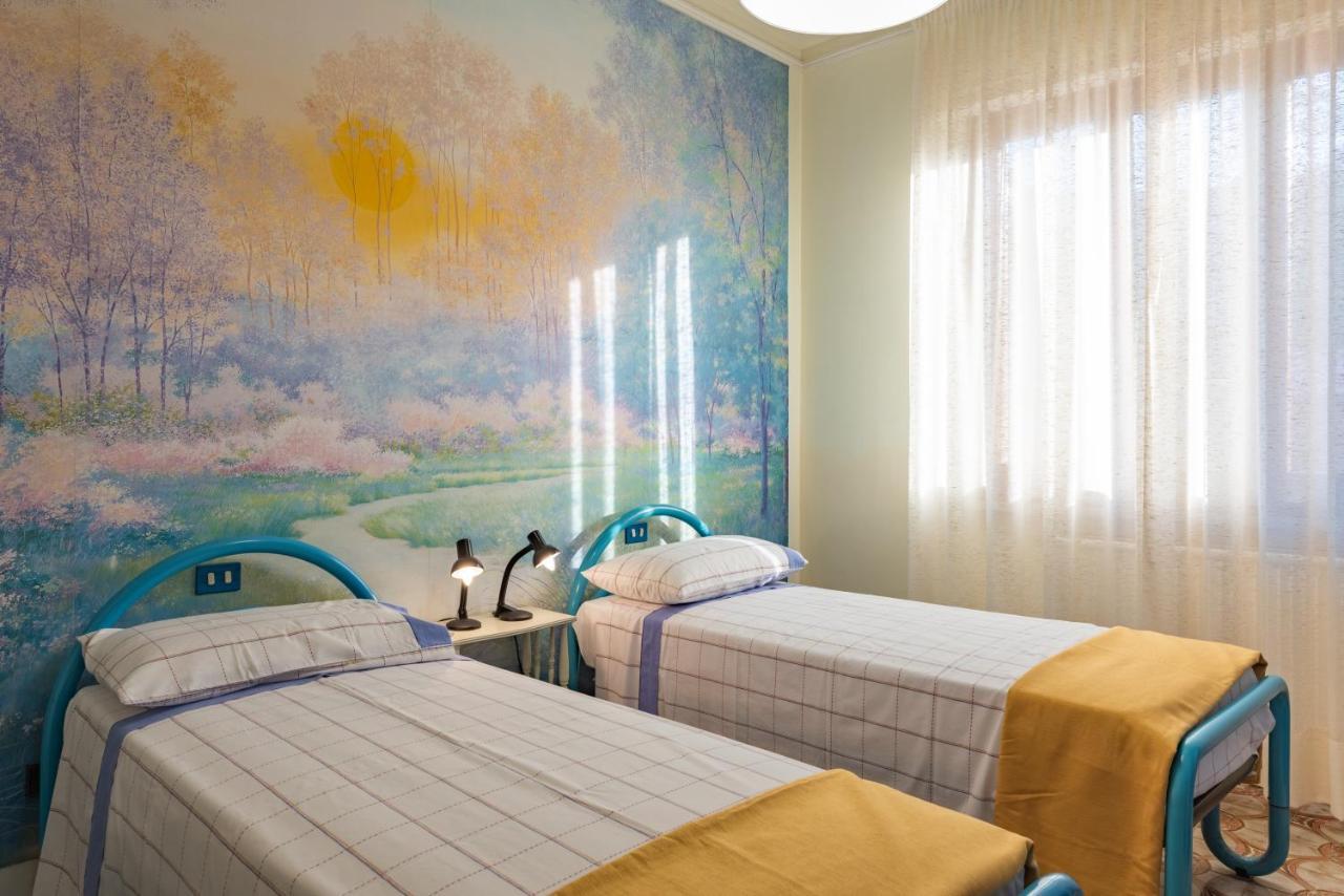 Apartment Holiday Versilia Camaiore Ngoại thất bức ảnh